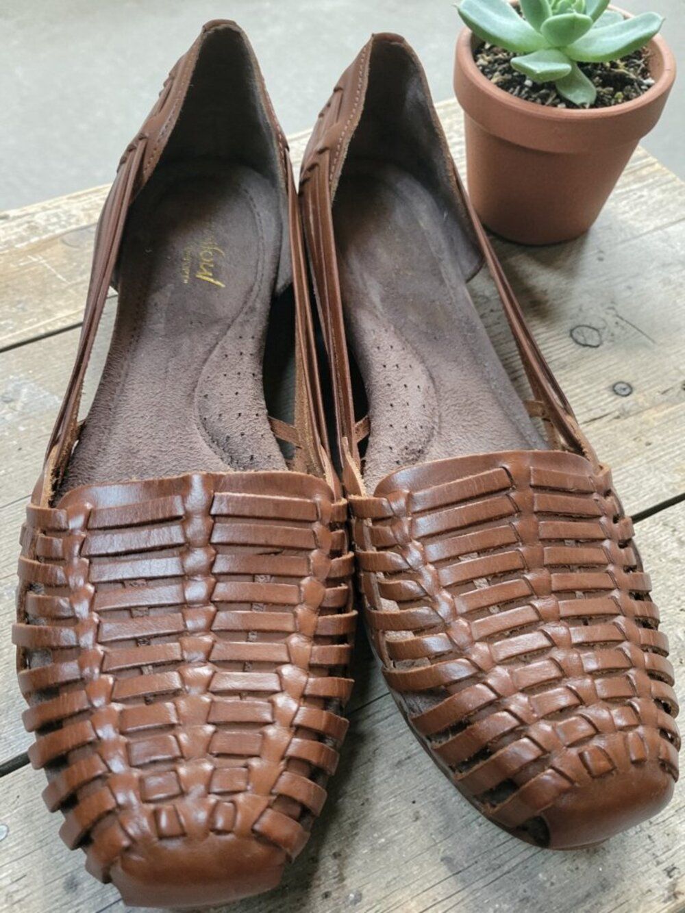 Natural Soul Brown Woven Leather Sandal Flats